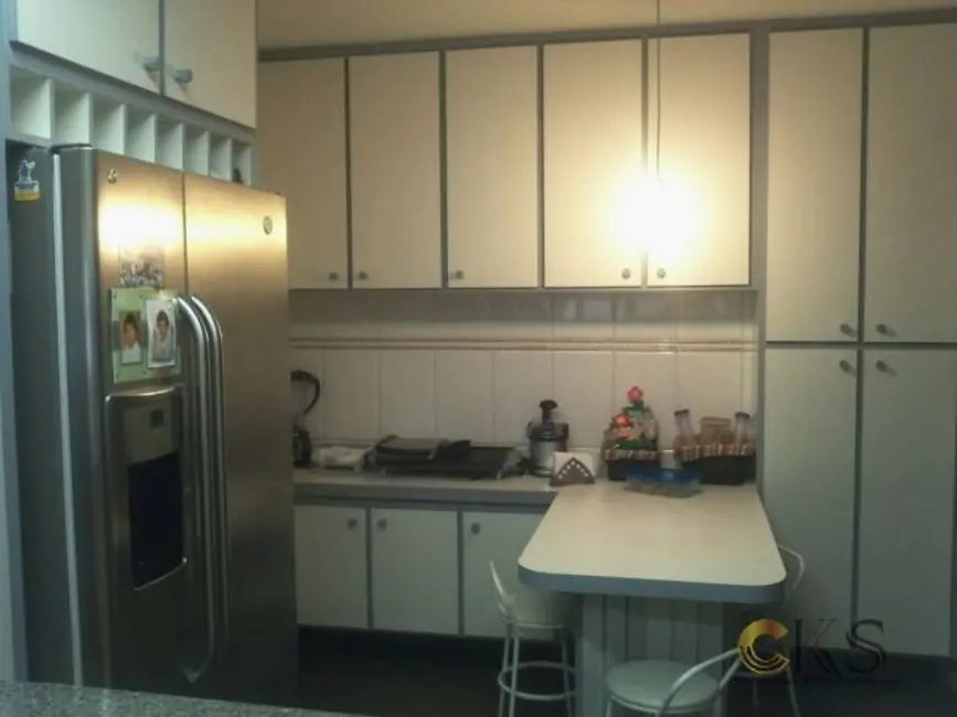 Foto 2 de Casa de Condomínio com 4 quartos para alugar, 400m2 em Alphaville, Santana De Parnaiba - SP