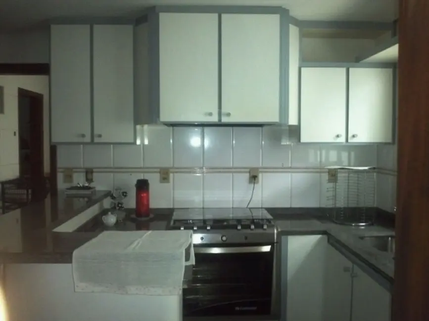 Foto 3 de Casa de Condomínio com 4 quartos para alugar, 400m2 em Alphaville, Santana De Parnaiba - SP