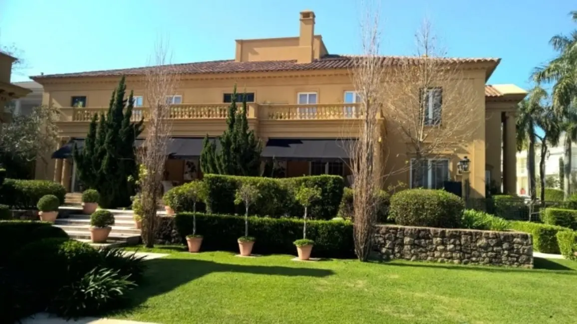 Foto 1 de Casa de Condomínio com 5 quartos à venda, 3500m2 em Santana De Parnaiba - SP