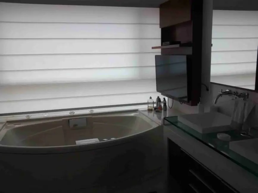 Casa de Condomínio com 4 quartos para alugar, 650m2 em Barueri - SP - imagem 7 Foto 7 de Casa de Condomínio com 4 quartos para alugar, 650m2 em Barueri - SP