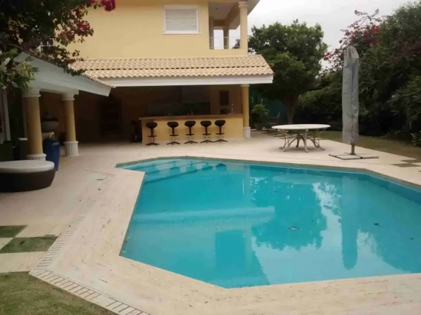 Casa de Condomínio com 4 quartos para alugar, 650m2 em Barueri - SP - imagem 4 Foto 4 de Casa de Condomínio com 4 quartos para alugar, 650m2 em Barueri - SP