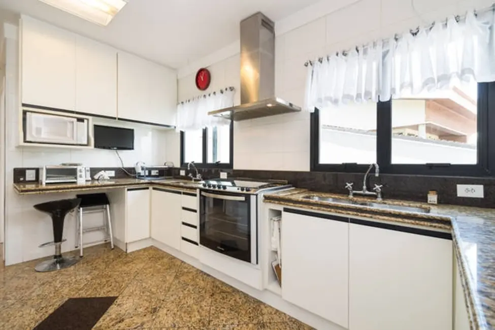 Foto 8 de Casa de Condomínio com 4 quartos à venda e para alugar, 800m2 em Santana De Parnaiba - SP