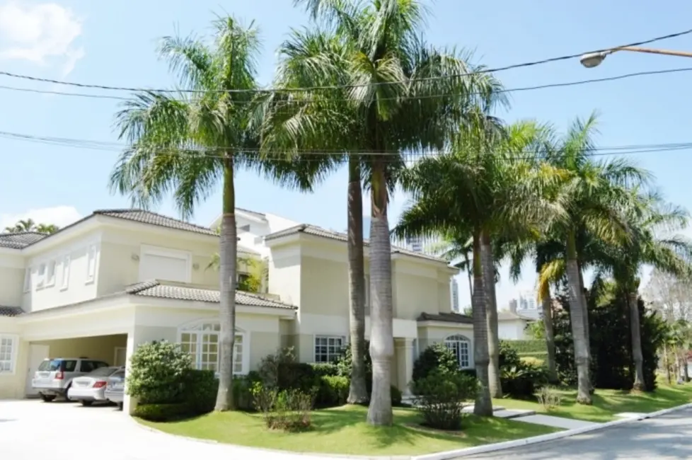 Foto 2 de Casa de Condomínio com 4 quartos à venda, 850m2 em Barueri - SP