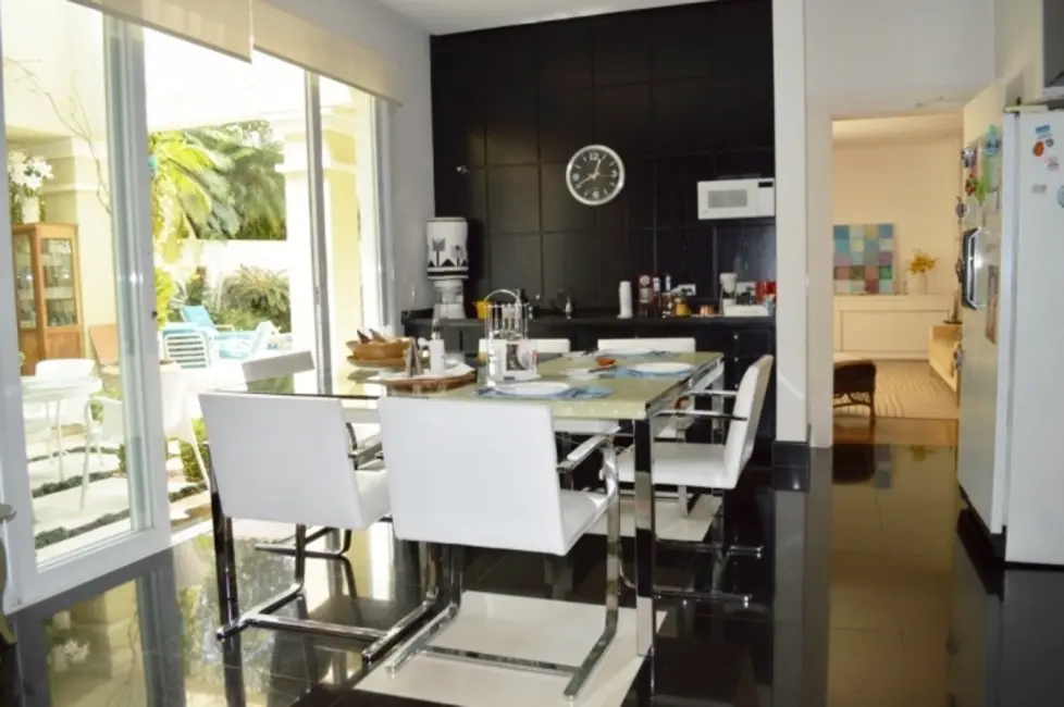 Foto 6 de Casa de Condomínio com 4 quartos à venda, 850m2 em Barueri - SP