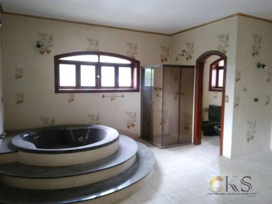 Casa de Condomínio com 7 quartos à venda, 1760m2 em Barueri - SP - imagem 7 Foto 7 de Casa de Condomínio com 7 quartos à venda, 1760m2 em Barueri - SP