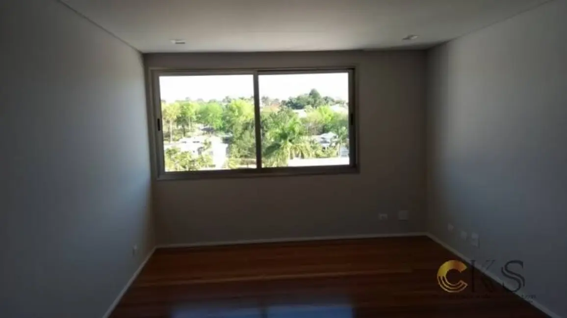 Foto 8 de Casa com 5 quartos à venda, 1000m2 em Santana De Parnaiba - SP