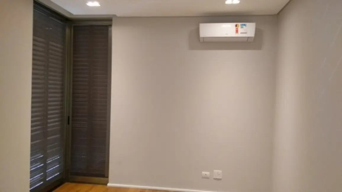 Foto 6 de Casa com 5 quartos à venda, 1000m2 em Santana De Parnaiba - SP