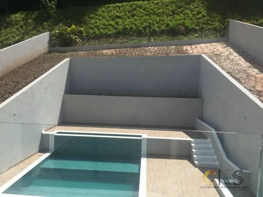 Foto 3 de Casa de Condomínio com 5 quartos à venda, 385m2 em Santana De Parnaiba - SP