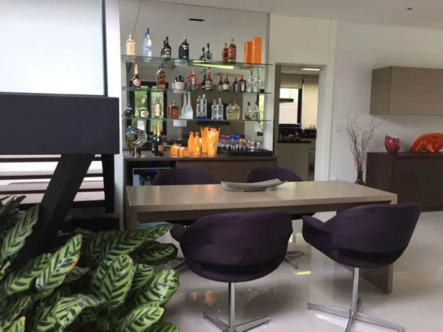 Casa com 4 quartos à venda, 471m2 em Santana De Parnaiba - SP - imagem 5 Foto 5 de Casa com 4 quartos à venda, 471m2 em Santana De Parnaiba - SP