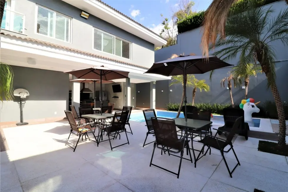 Foto 3 de Casa com 4 quartos à venda e para alugar, 455m2 em Barueri - SP