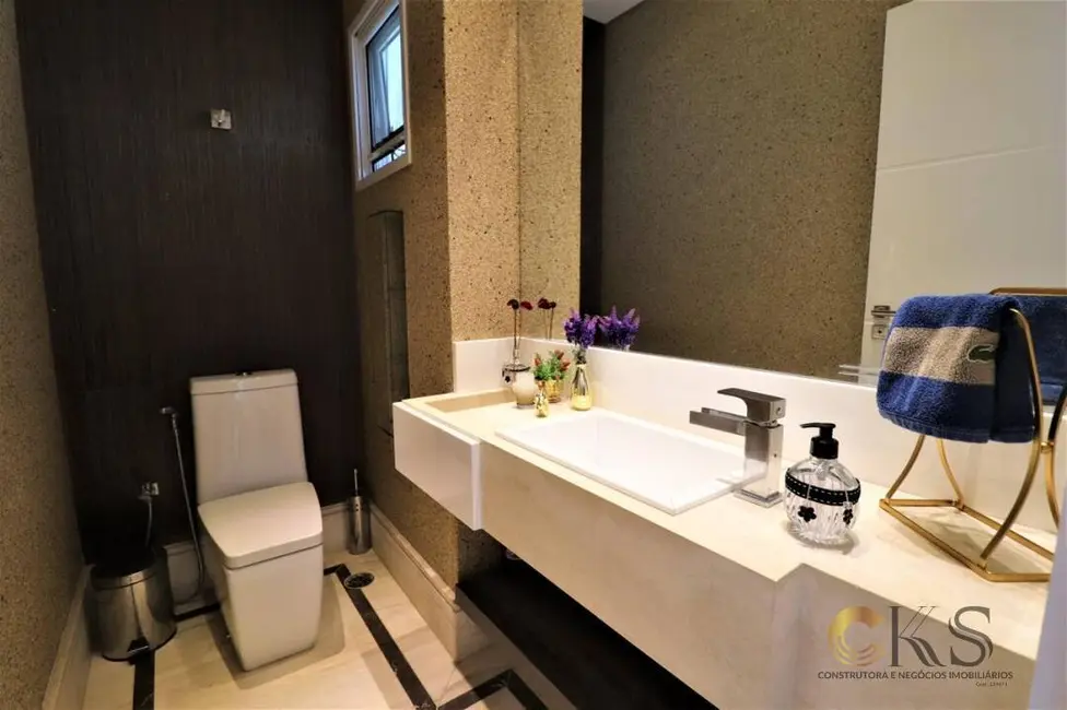 Foto 8 de Casa com 4 quartos à venda e para alugar, 455m2 em Barueri - SP