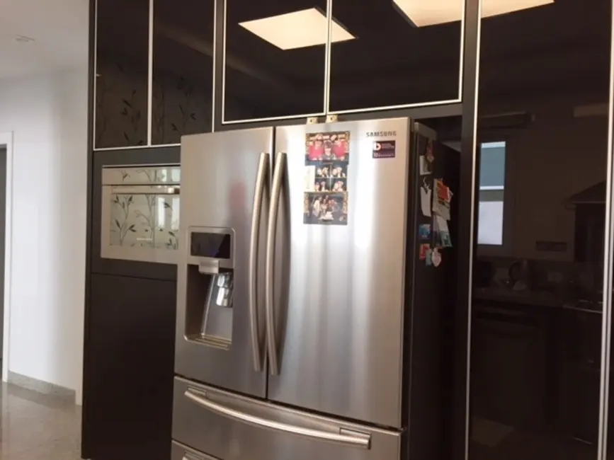 Casa com 4 quartos à venda, 420m2 em Barueri - SP - imagem 6 Foto 6 de Casa com 4 quartos à venda, 420m2 em Barueri - SP