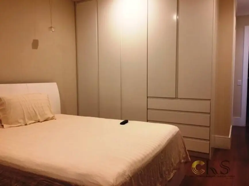 Foto 4 de Casa com 4 quartos à venda, 420m2 em Barueri - SP