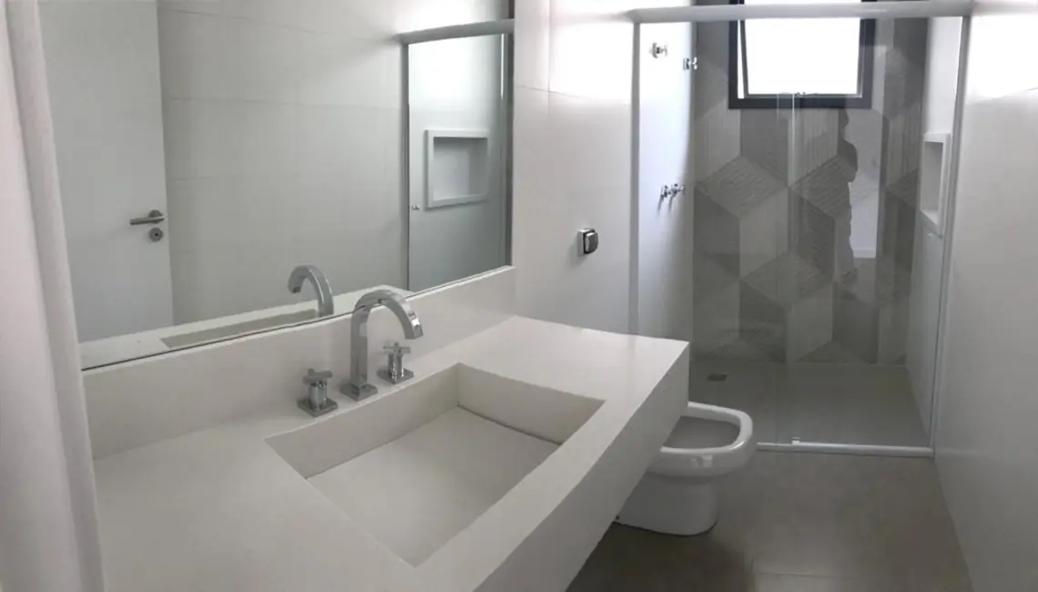 Casa com 4 quartos à venda, 370m2 em Santana De Parnaiba - SP - imagem 4 Foto 4 de Casa com 4 quartos à venda, 370m2 em Santana De Parnaiba - SP