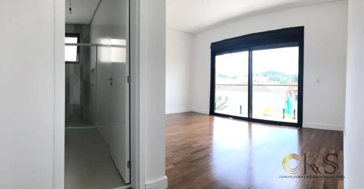Foto 9 de Casa com 4 quartos à venda, 370m2 em Santana De Parnaiba - SP