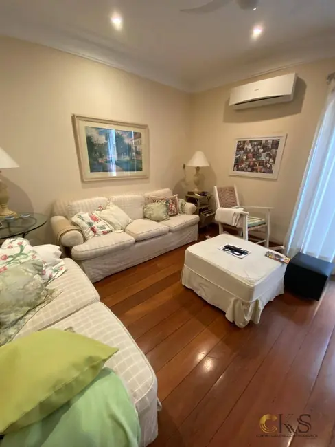 Foto 2 de Casa com 4 quartos à venda, 416m2 em Santana De Parnaiba - SP