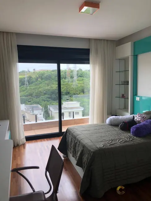 Foto 4 de Casa com 3 quartos à venda, 340m2 em Santana De Parnaiba - SP