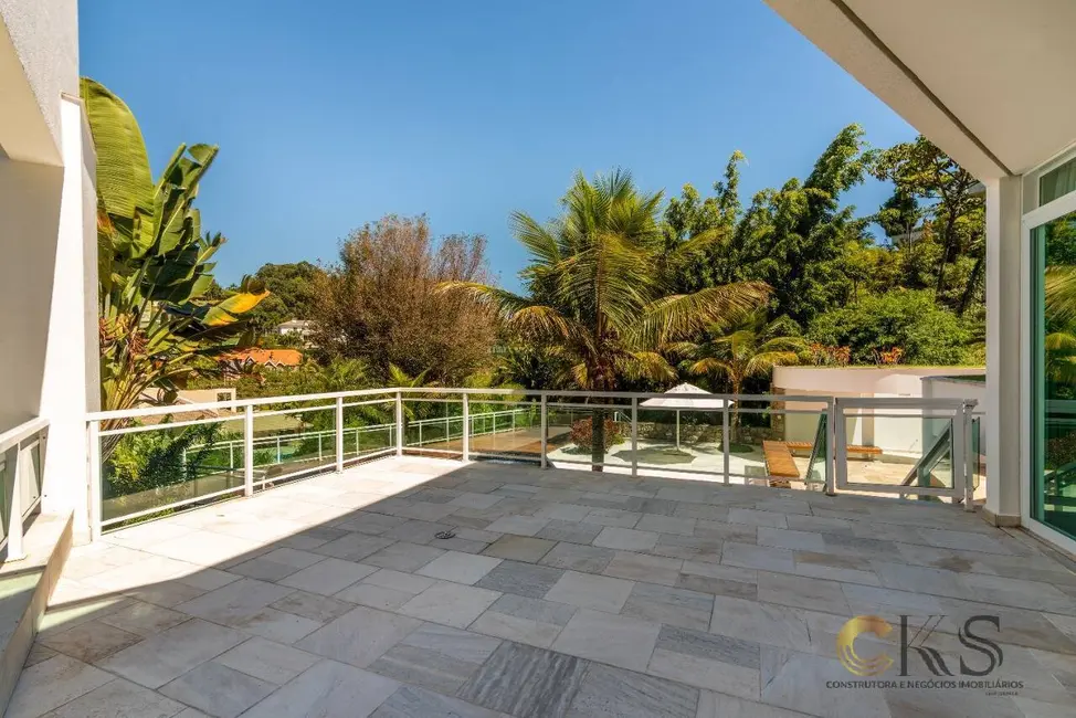 Foto 8 de Casa com 4 quartos à venda, 900m2 em Barueri - SP