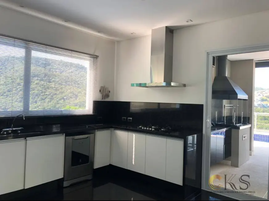 Foto 9 de Casa com 4 quartos à venda, 400m2 em Santana De Parnaiba - SP