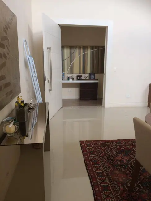 Casa com 4 quartos à venda, 500m2 em Vila Velha, Santana De Parnaiba - SP - imagem 9 Foto 9 de Casa com 4 quartos à venda, 500m2 em Vila Velha, Santana De Parnaiba - SP