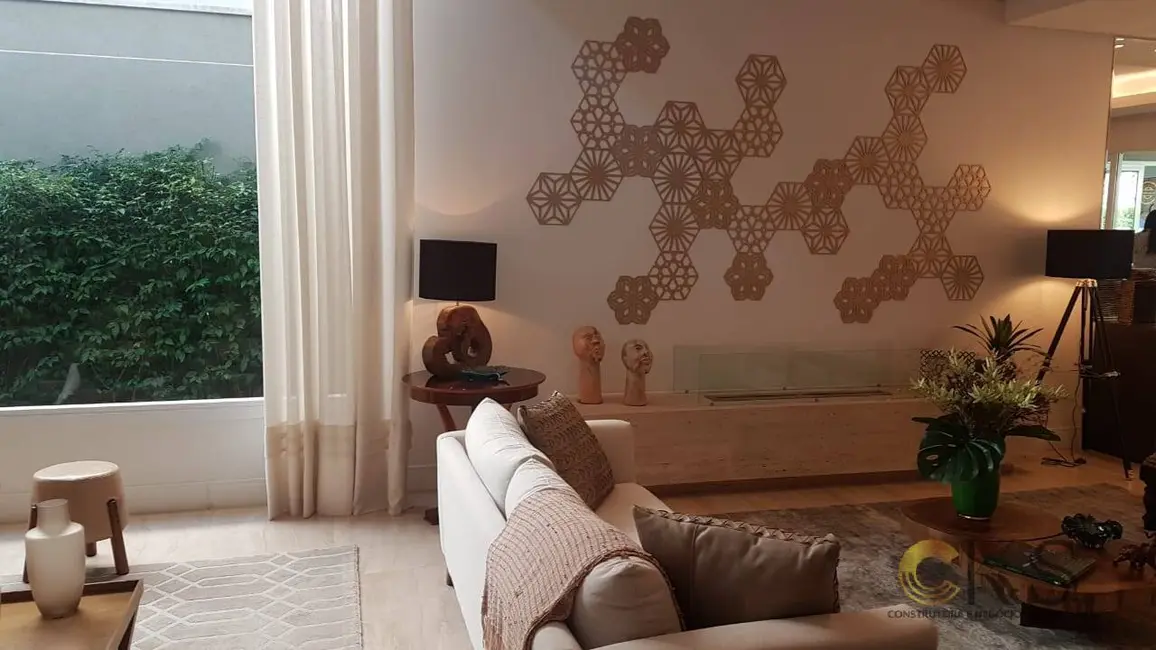 Foto 2 de Casa com 4 quartos à venda, 488m2 em Santana De Parnaiba - SP