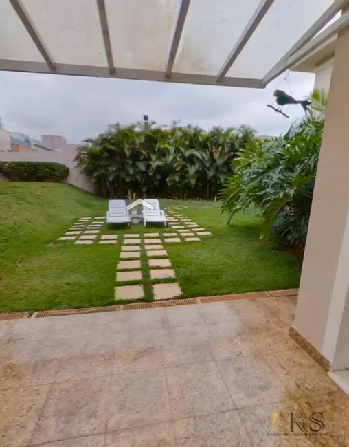 Foto 2 de Casa com 5 quartos à venda e para alugar, 980m2 em Santana De Parnaiba - SP