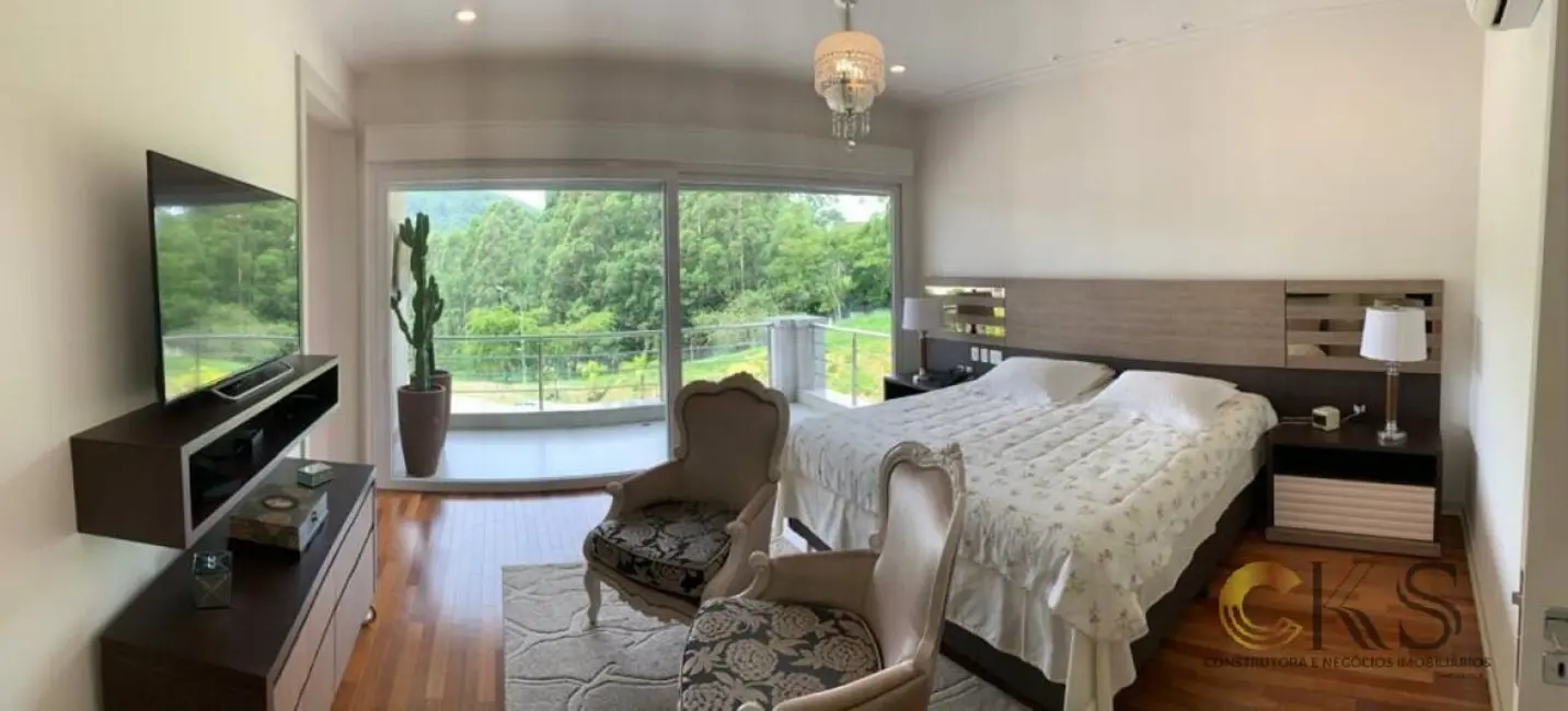 Foto 6 de Casa com 4 quartos à venda, 460m2 em Barueri - SP