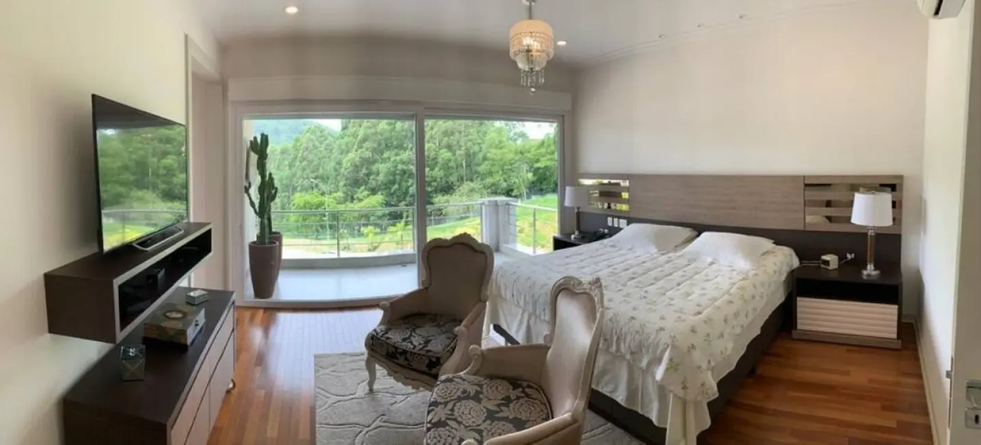 Foto 6 de Casa com 4 quartos à venda, 460m2 em Barueri - SP