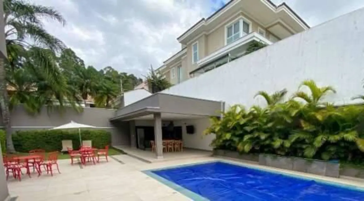 Casa com 5 quartos à venda, 700m2 em Santana De Parnaiba - SP - imagem 2 Foto 2 de Casa com 5 quartos à venda, 700m2 em Santana De Parnaiba - SP