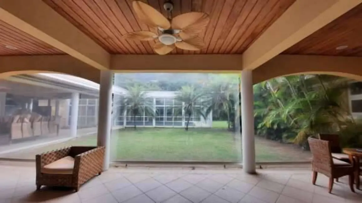 Casa com 4 quartos à venda, 2200m2 em Barueri - SP - imagem 3 Foto 3 de Casa com 4 quartos à venda, 2200m2 em Barueri - SP