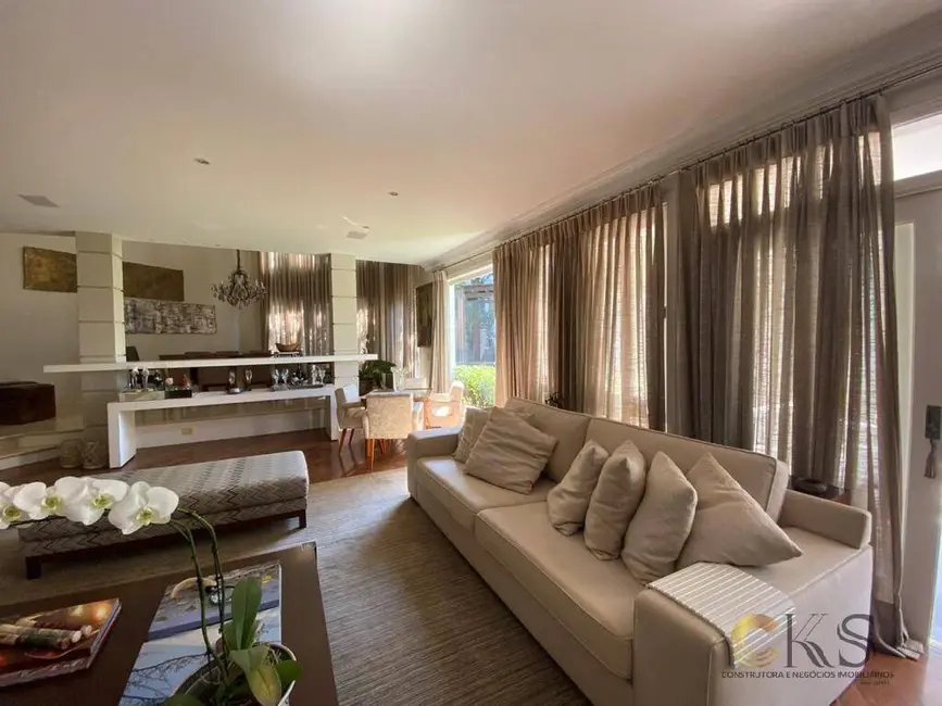 Foto 8 de Casa com 4 quartos à venda, 586m2 em Santana De Parnaiba - SP