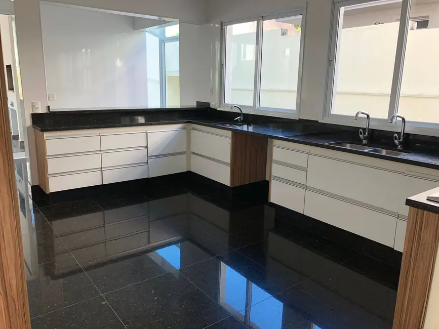 Foto 4 de Casa com 5 quartos à venda e para alugar, 662m2 em Santana De Parnaiba - SP