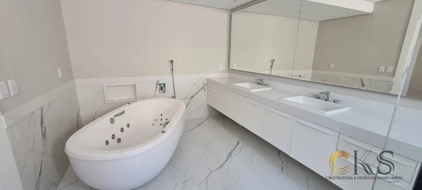 Foto 6 de Casa com 5 quartos à venda, 740m2 em Alphaville Residencial Dois, Barueri - SP