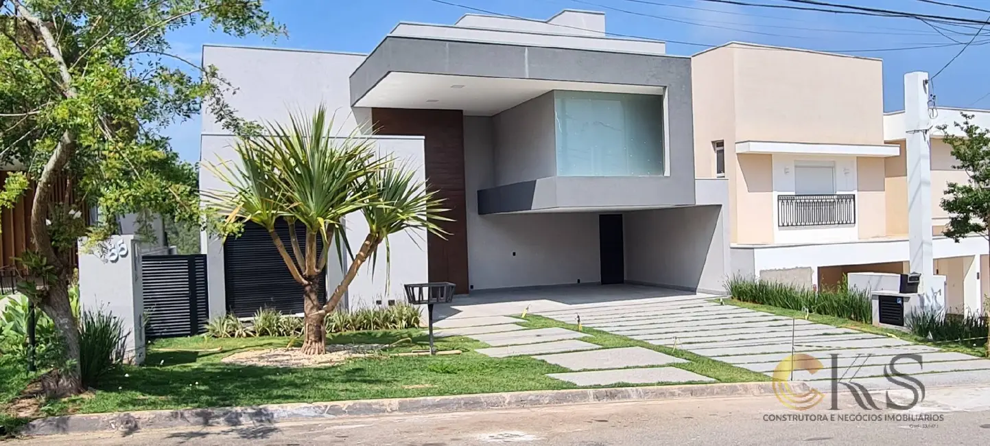 Foto 1 de Casa com 3 quartos à venda, 316m2 em Santana De Parnaiba - SP