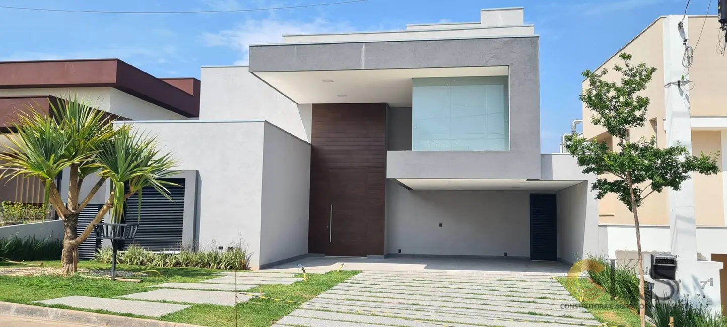 Foto 2 de Casa com 3 quartos à venda, 316m2 em Santana De Parnaiba - SP