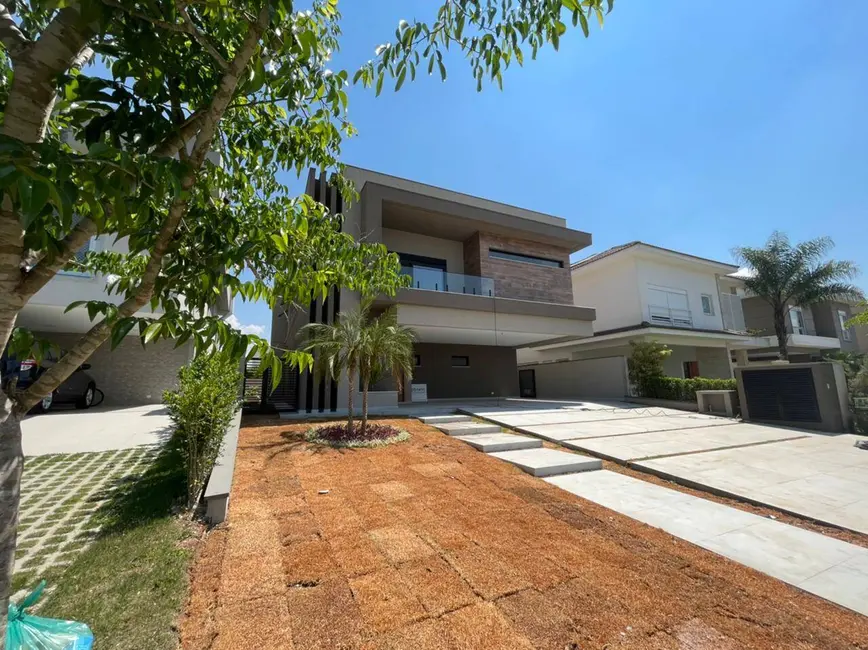 Foto 3 de Casa com 4 quartos à venda, 430m2 em Santana De Parnaiba - SP