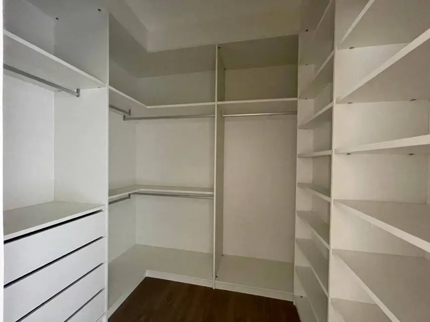 Foto 8 de Casa com 4 quartos à venda, 430m2 em Santana De Parnaiba - SP