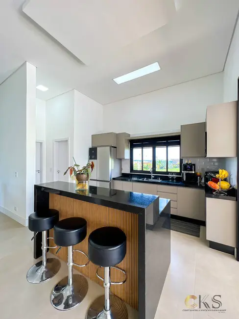 Foto 3 de Casa com 4 quartos à venda, 400m2 em Kurumin, Itu - SP