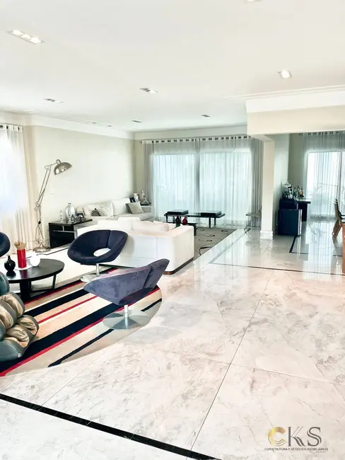 Casa com 5 quartos à venda, 800m2 em Santana De Parnaiba - SP - imagem 6 Foto 6 de Casa com 5 quartos à venda, 800m2 em Santana De Parnaiba - SP