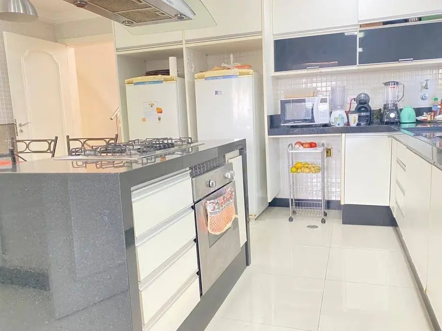 Casa com 4 quartos à venda e para alugar, 695m2 em Alphaville, Santana De Parnaiba - SP - imagem 3 Foto 3 de Casa com 4 quartos à venda e para alugar, 695m2 em Alphaville, Santana De Parnaiba - SP