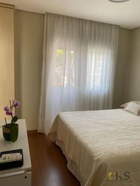 Foto 8 de Casa com 4 quartos à venda, 300m2 em Alphaville, Santana De Parnaiba - SP