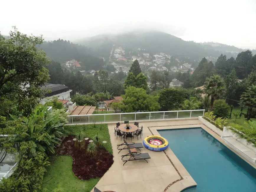 Casa com 4 quartos à venda, 1054m2 em Santana De Parnaiba - SP - imagem 2 Foto 2 de Casa com 4 quartos à venda, 1054m2 em Santana De Parnaiba - SP