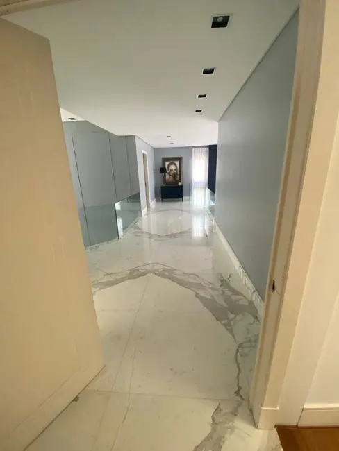 Foto 4 de Casa com 5 quartos à venda, 1800m2 em Alphaville Residencial Zero, Barueri - SP