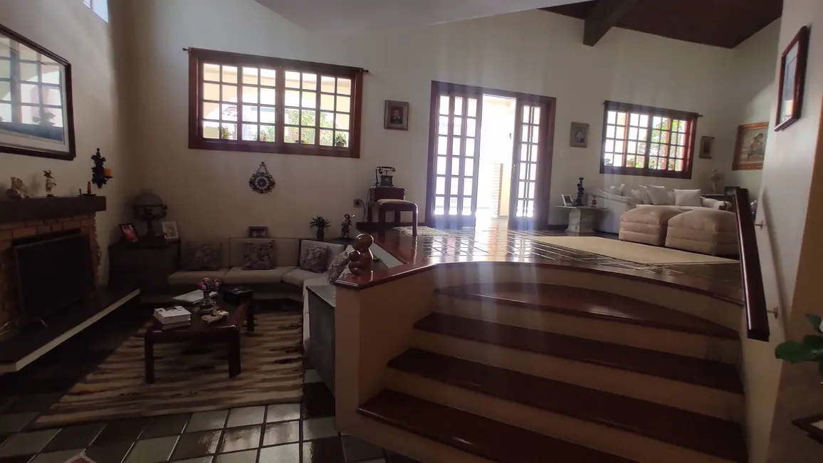 Casa com 3 quartos à venda, 585m2 em Barueri - SP - imagem 9 Foto 9 de Casa com 3 quartos à venda, 585m2 em Barueri - SP