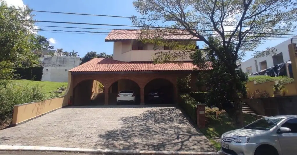 Foto 1 de Casa com 3 quartos à venda, 585m2 em Barueri - SP