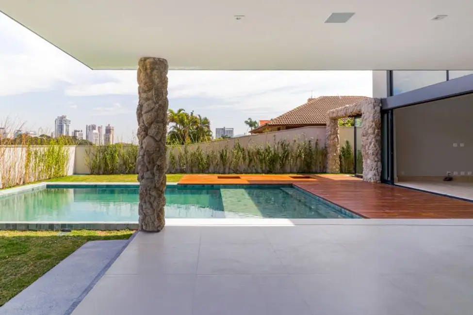 Foto 6 de Casa com 5 quartos à venda, 800m2 em Barueri - SP