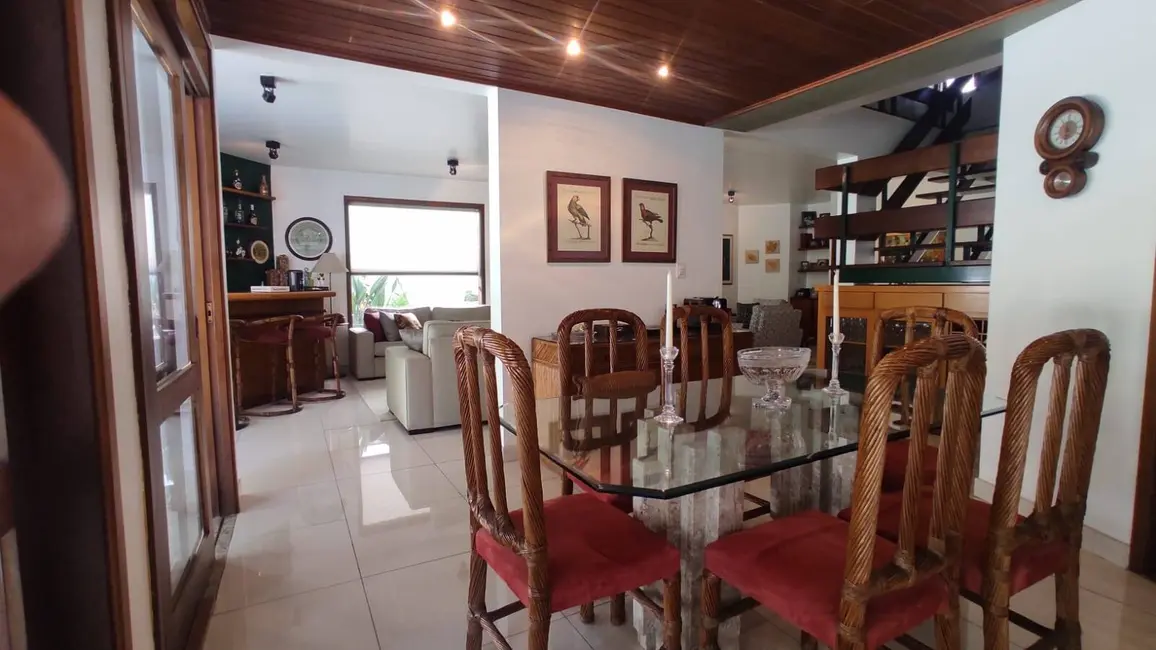 Foto 7 de Casa com 3 quartos à venda, 360m2 em Santana De Parnaiba - SP