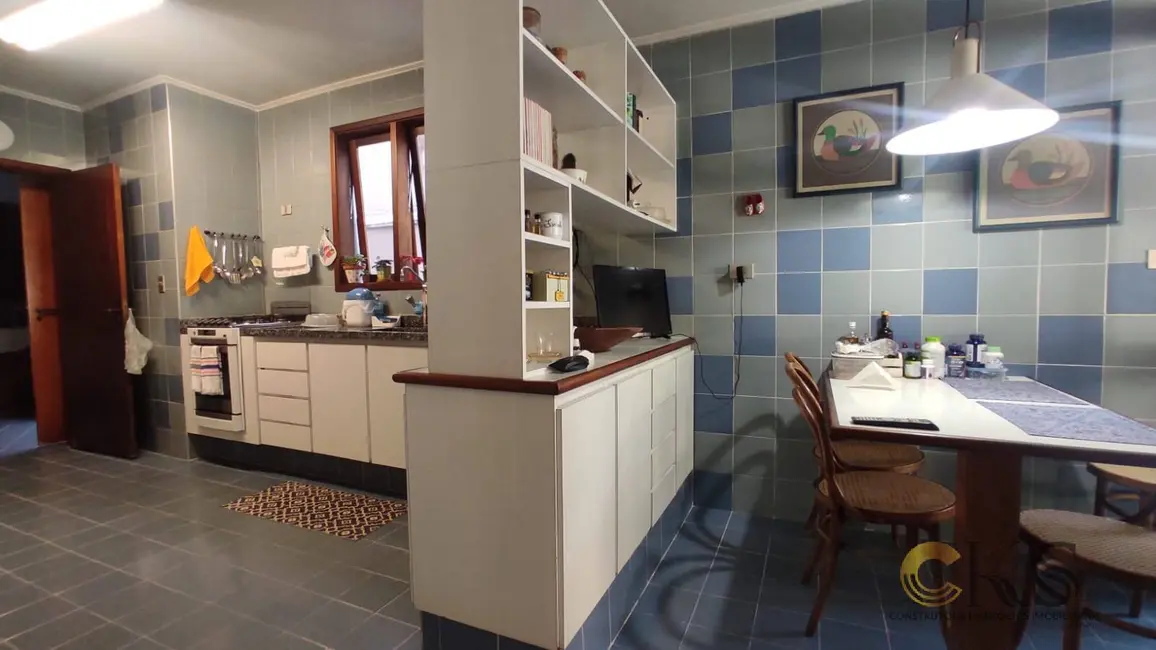 Foto 9 de Casa com 3 quartos à venda, 360m2 em Santana De Parnaiba - SP