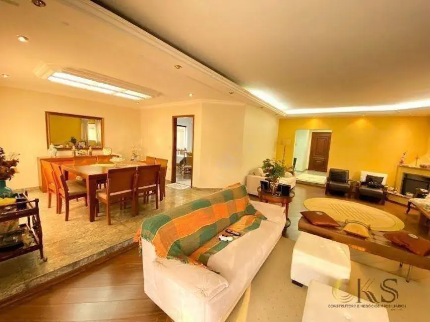 Casa com 4 quartos à venda, 380m2 em Alphaville, Santana De Parnaiba - SP - imagem 2 Foto 2 de Casa com 4 quartos à venda, 380m2 em Alphaville, Santana De Parnaiba - SP