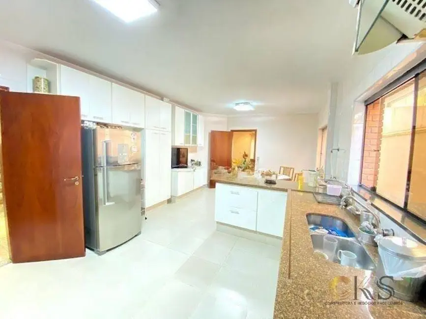 Casa com 4 quartos à venda, 380m2 em Alphaville, Santana De Parnaiba - SP - imagem 6 Foto 6 de Casa com 4 quartos à venda, 380m2 em Alphaville, Santana De Parnaiba - SP